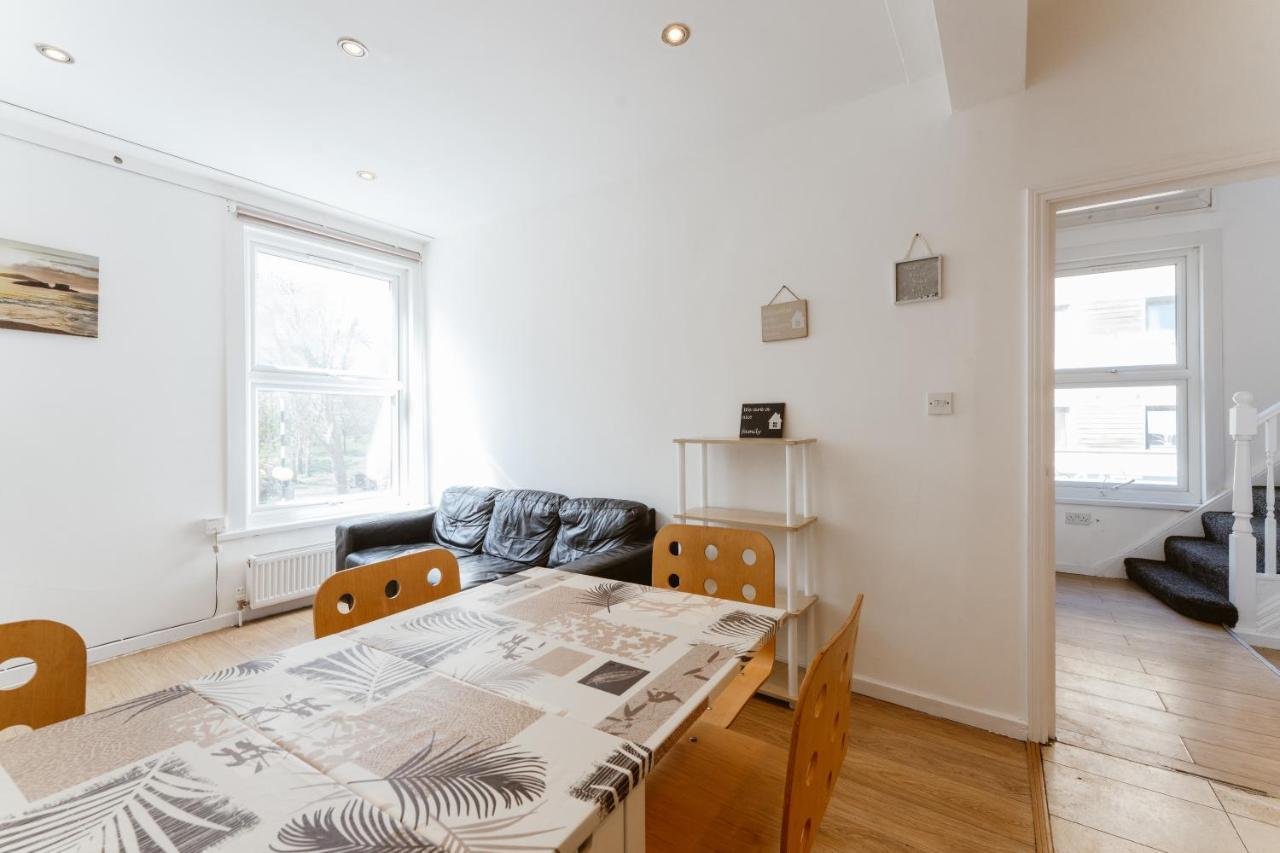 Mile End Double 27 * Londra